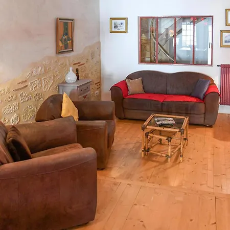 Ferienhaus Pet Friendly In With Wifi Aiguillon